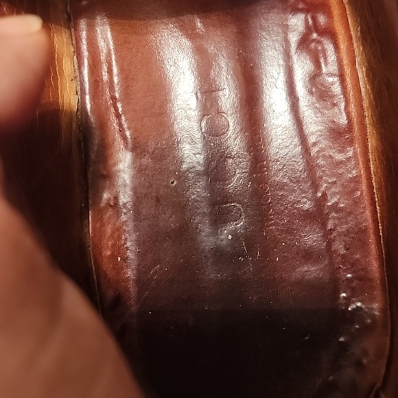 Gucci Horsebit Leather Loafers - Picture 14 of 15